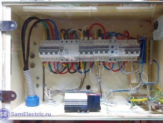 Трехфазный распределительный щит для дома